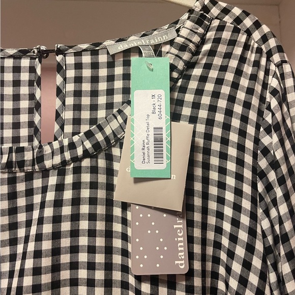 Susannah Ruffle Detail Top - Picture 3 of 3